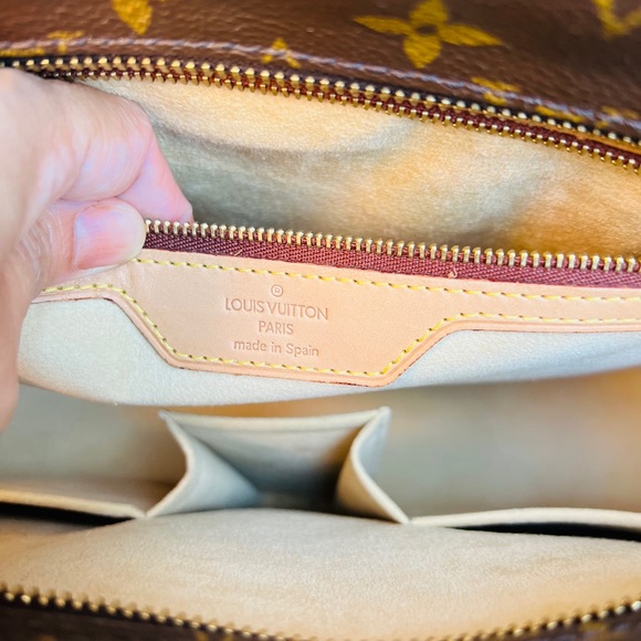 Luco Tote guaranteed Authentic ❌No offers pls❌ sold on my page - Picture 10 of 16